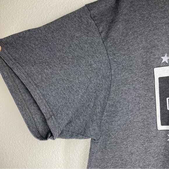 Nintendo Classically Trained XL Charcoal Gray T Shirt 50/50 Graphic Gamer Tee - Picture 9 of 11